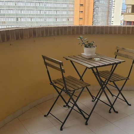 Apartamento Cumbre Loix Бенидорм Экстерьер фото